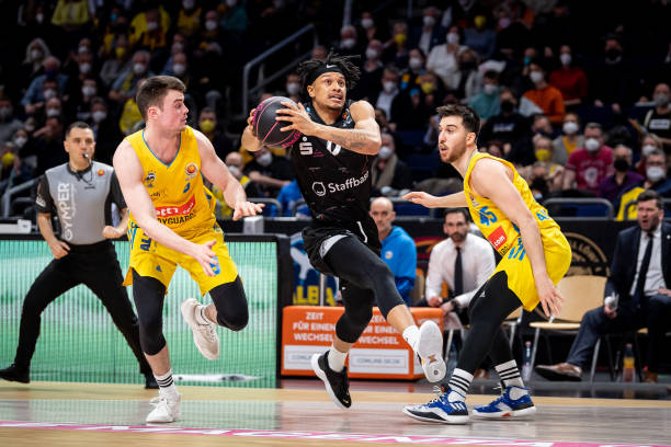 铺平了道路 铺平了道路