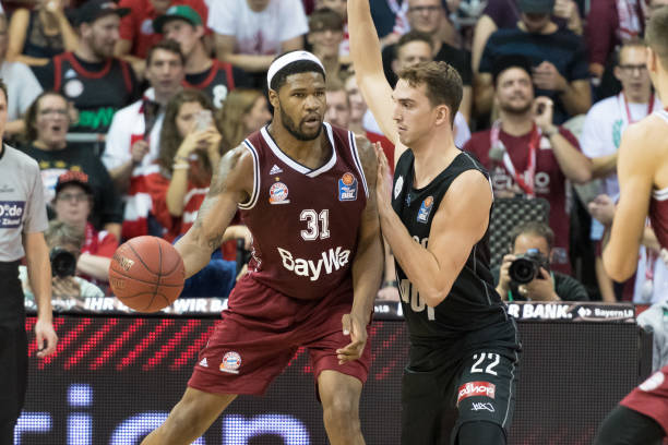 攻击性十足 攻击性十足