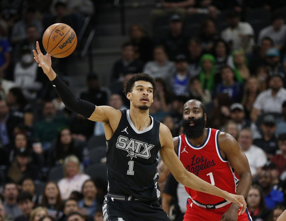 既展现了足 既展现了足