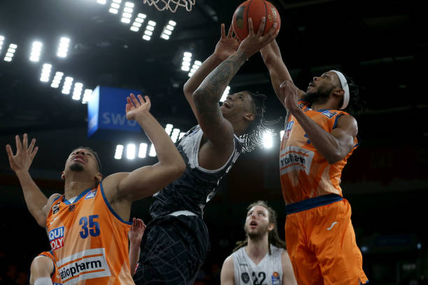 还是挡拆后 还是挡拆后